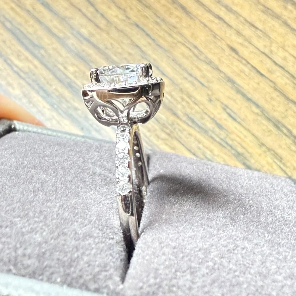 💕HP💕 2CT Moissanite ring s925 Size 7 - Picture 9 of 10